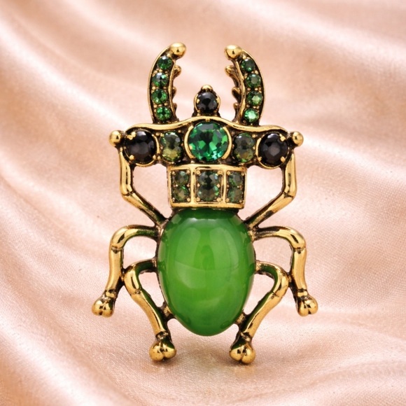 Anthropologie Jewelry - Green Gold Beetle Brooch